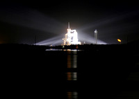 STS-128 Discovery on the Pad 2.jpg