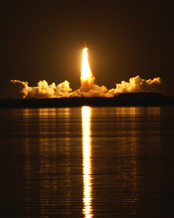 STS-123 Endeavour 8a