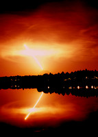 STS-128 Discovery time-lapsed from Deland FL at 1159 PM on 8-28-09 (1a).jpg