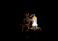 STS-128 Discovery on the Pad 8.jpg