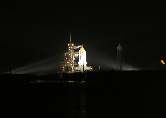 STS-128 Discovery on the Pad 6.jpg