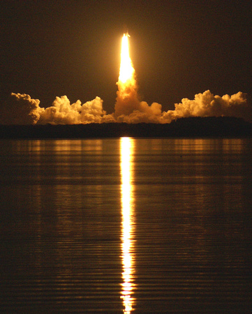 STS-123 Endeavour 7a