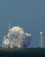 STS-129 Atlantis 11-16-09 h.jpg