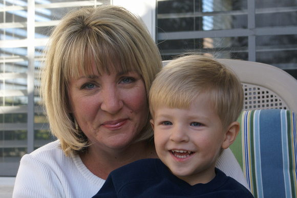 Mommy & Trey 11-28-09 (7817).jpg